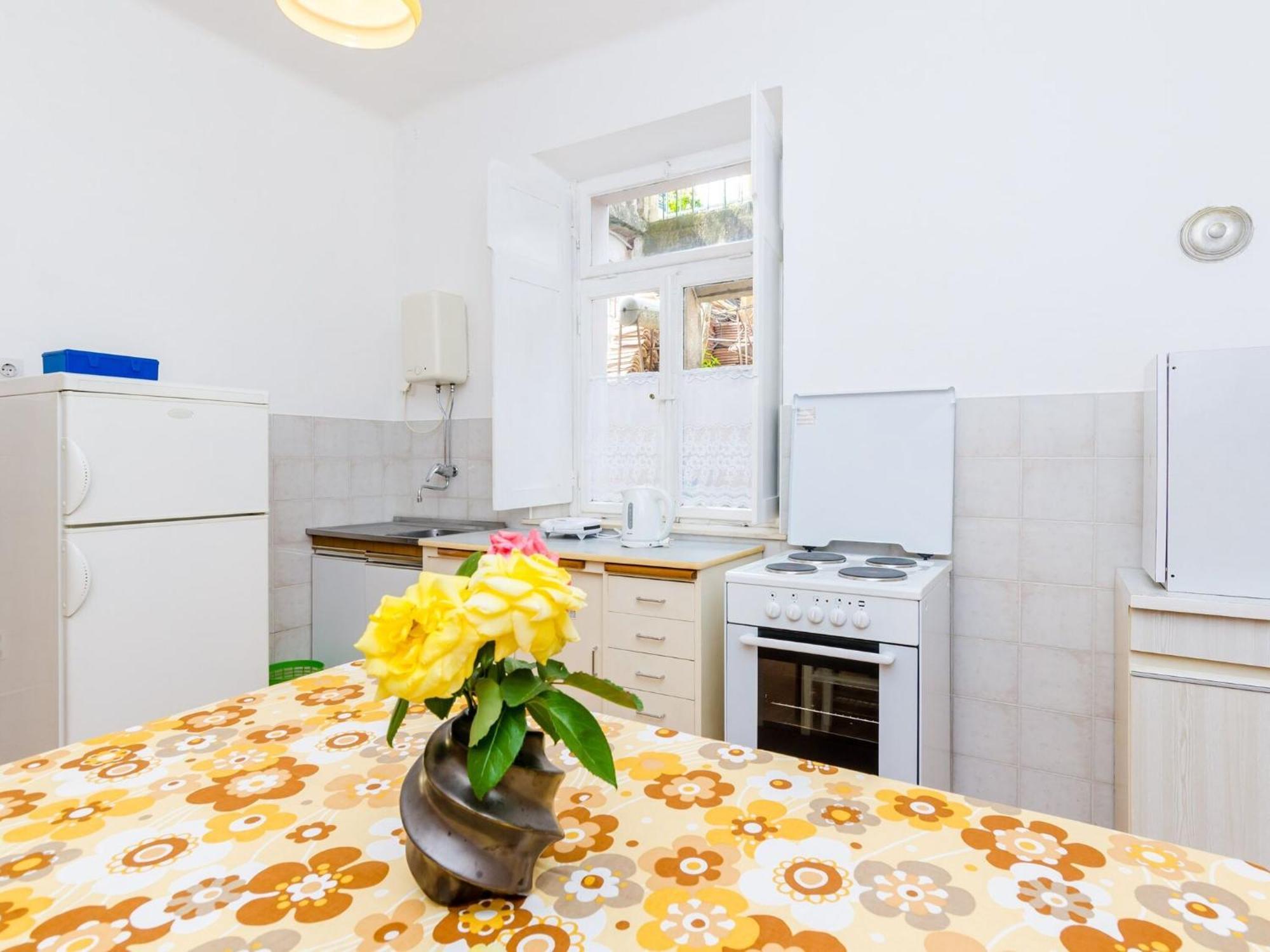 Apartment Lucy - Two Bedroom With Terrace And View Gustin *